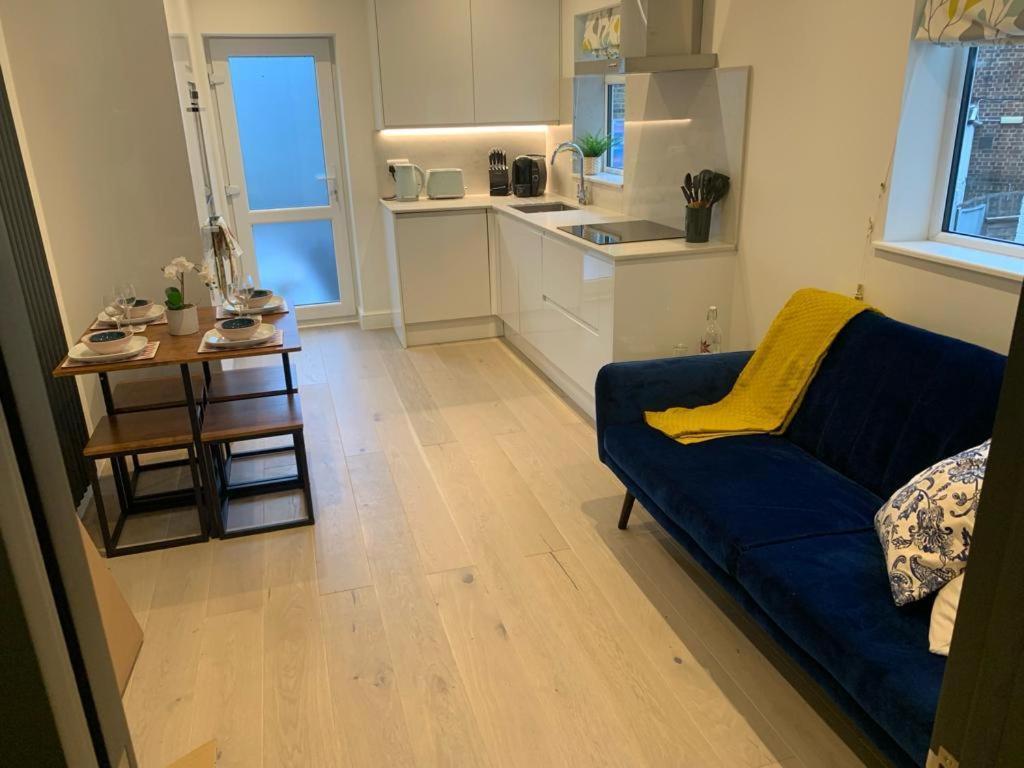 Two Bedroom Apartment - London Luaran gambar